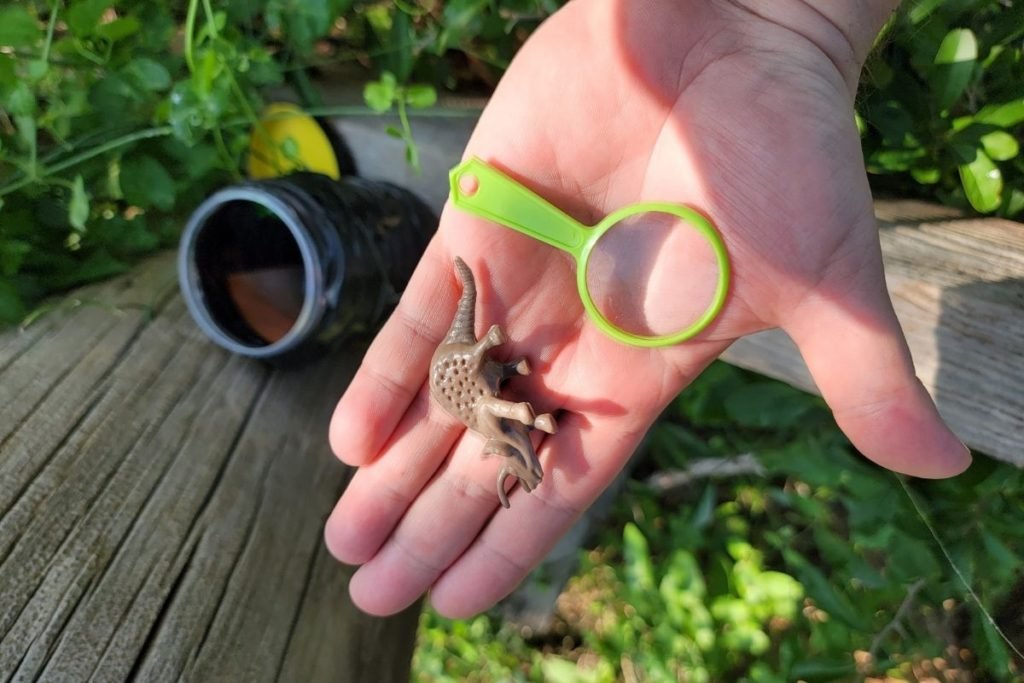 Geocaching for Kids | Geocaching Best Practices – Treasure Detection ...